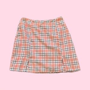 y2k pink plaid skirt fits like a small